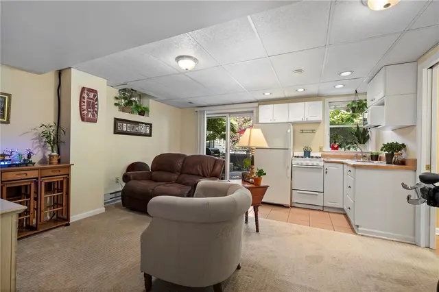10207 Country Manor Ln gallery image 16