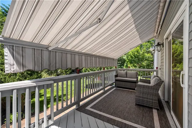 10207 Country Manor Ln gallery image 19