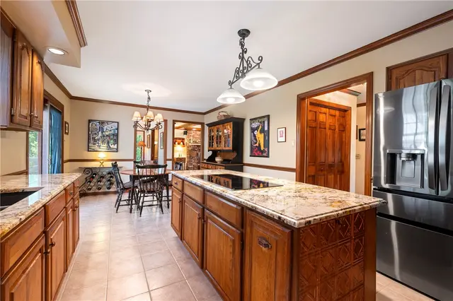 10207 Country Manor Ln gallery image 22