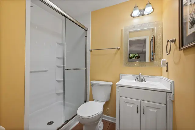 10207 Country Manor Ln gallery image 41