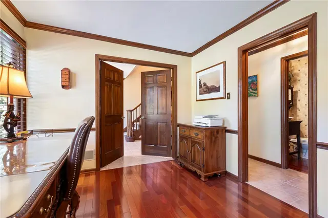 10207 Country Manor Ln gallery image 44