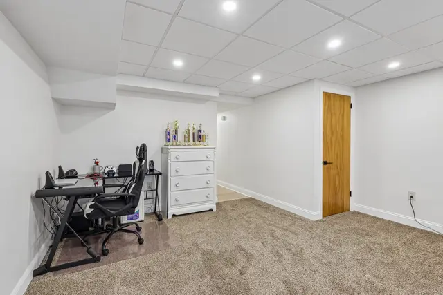 1021 Balmoral DRIVE gallery image 27