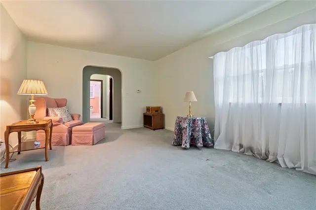 1022 Willow Dr gallery image 7