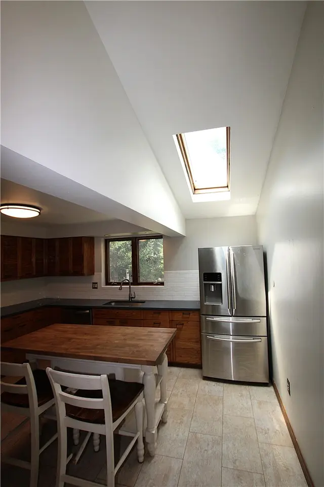 10246 Twin Hill Rd. gallery image 13