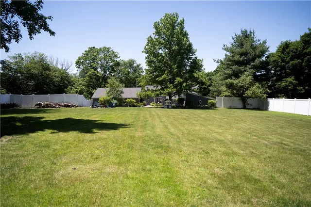 10246 Twin Hill Rd. gallery image 15