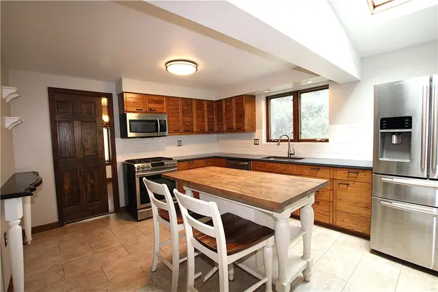 10246 Twin Hill Rd. gallery image 16