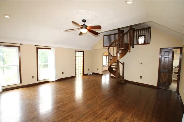 10246 Twin Hill Rd. gallery image 27