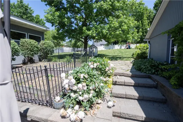 10246 Twin Hill Rd. gallery image 32