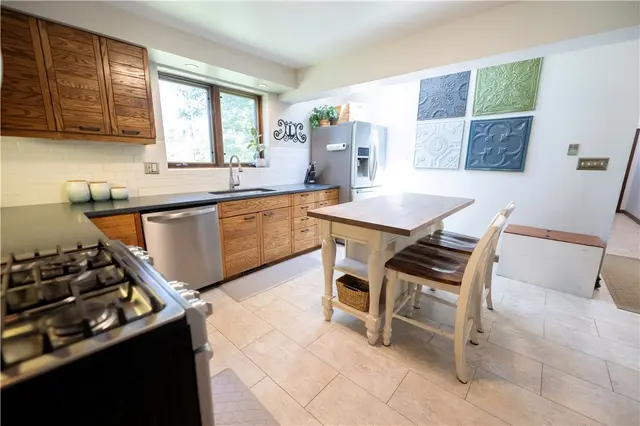 10246 Twin Hill Rd. gallery image 50