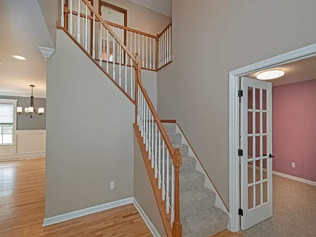 1026 S Lake Dr gallery image 17