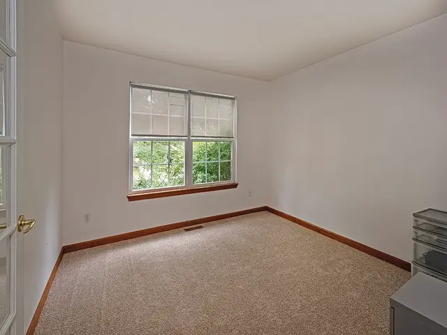 1026 S Lake Dr gallery image 21