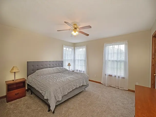 1026 S Lake Dr gallery image 49