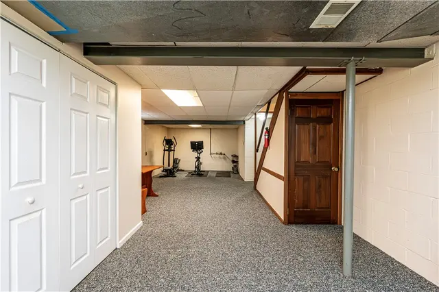 10282 Twin Hill gallery image 31