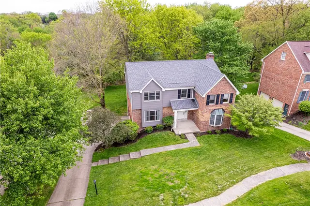 10282 Twin Hill gallery image 32