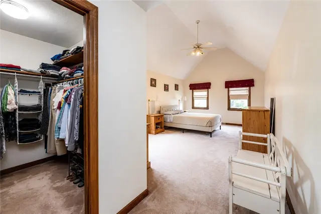 10282 Twin Hill gallery image 33