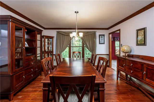 10282 Twin Hill gallery image 36