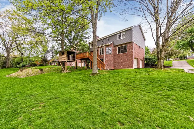 10282 Twin Hill gallery image 40