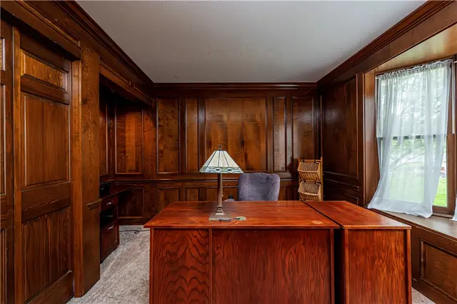10282 Twin Hill gallery image 13