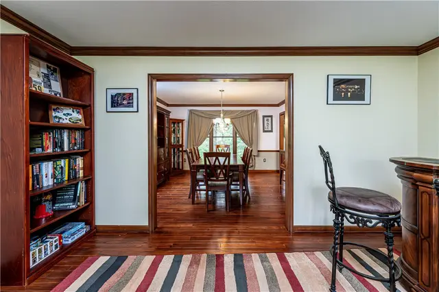 10282 Twin Hill gallery image 14