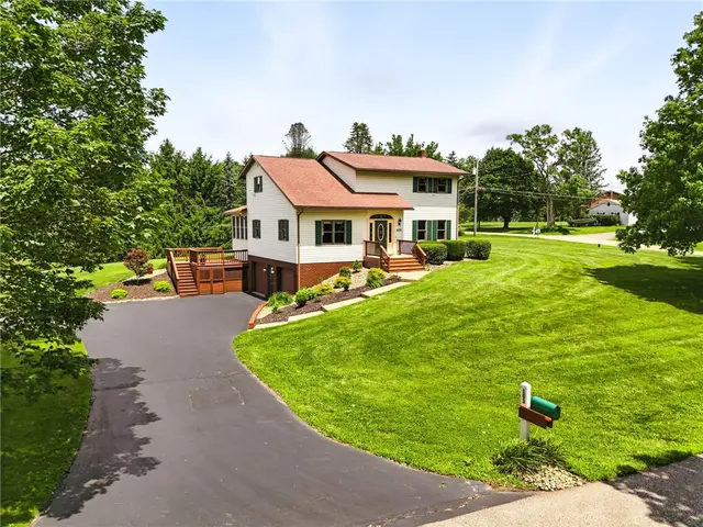 103 Allen Dr gallery image 4