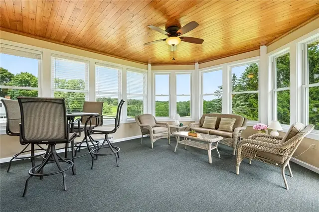 103 Allen Dr gallery image 12