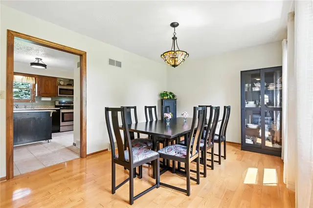 103 Allen Dr gallery image 14