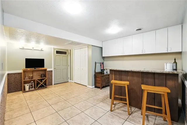 103 Allen Dr gallery image 22