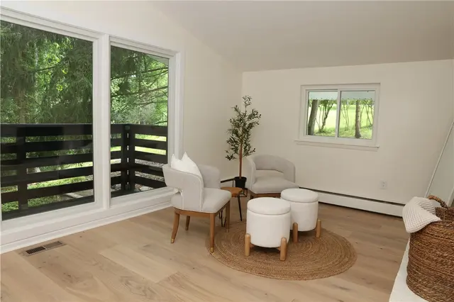 103 Arbor Dr gallery image 15