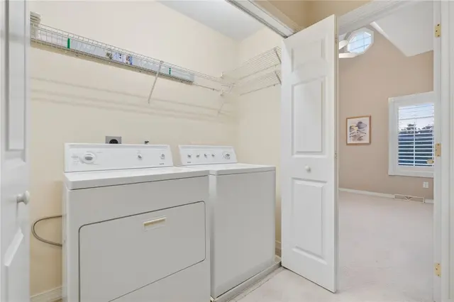 103 Beech St gallery image 9