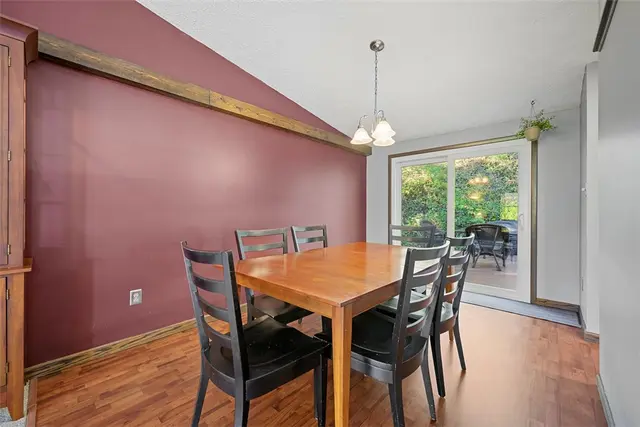 103 Buckhill Rd gallery image 5