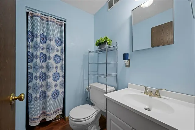 103 Buckhill Rd gallery image 14