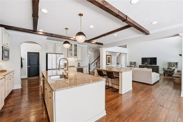 103 Hollyberry Court gallery image 19