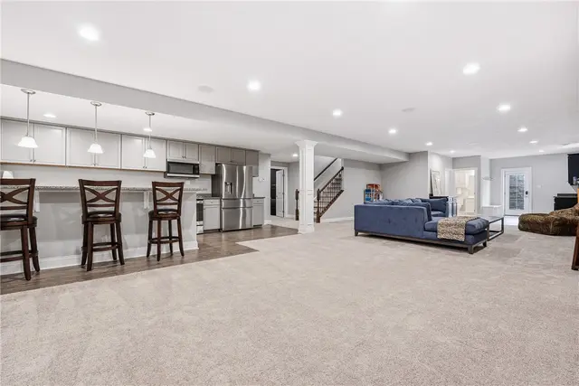 103 Hollyberry Court gallery image 40
