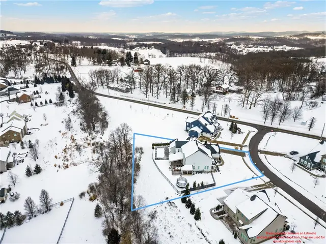 103 Hollyberry Court gallery image 49