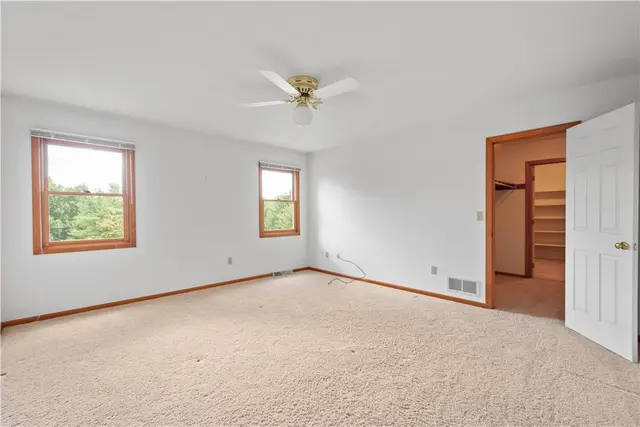 103 Isleworth Way gallery image 17