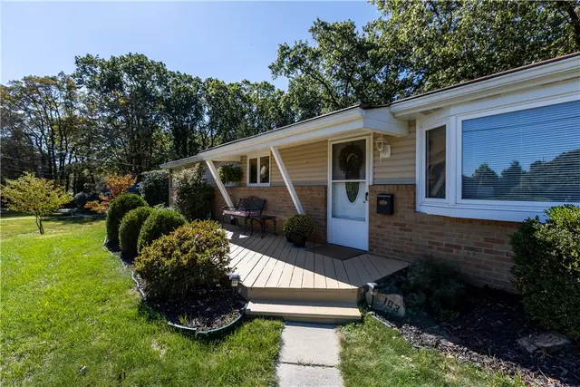 103 Mayer Dr. gallery image 13