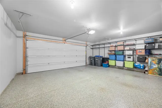 103 Meeder Lane gallery image 36