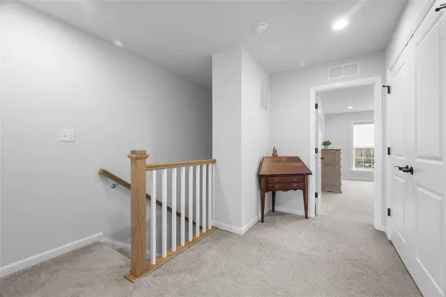103 Meeder Lane gallery image 43