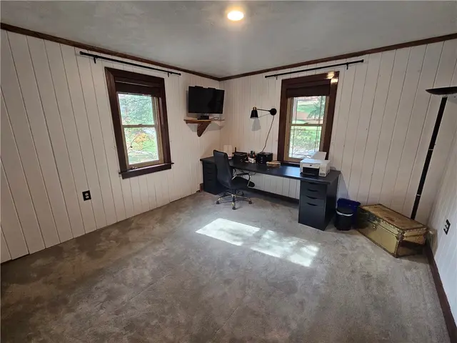 103 Sycamore Dr gallery image 8