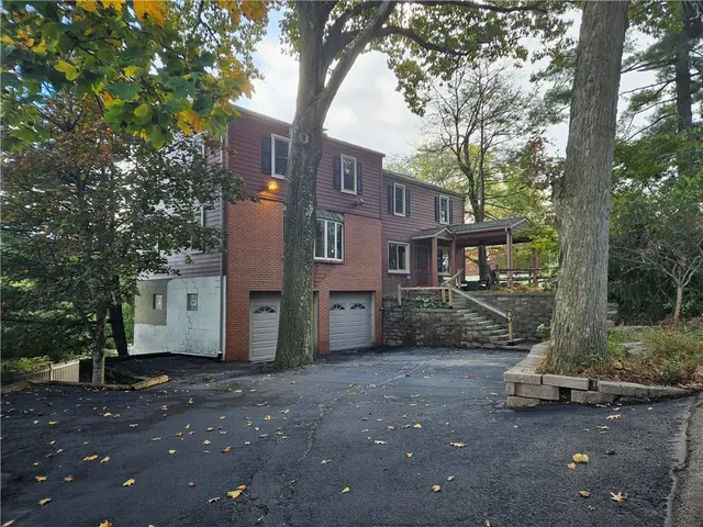 103 Sycamore Dr gallery image 25