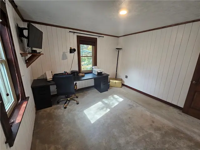 103 Sycamore Dr gallery image 27