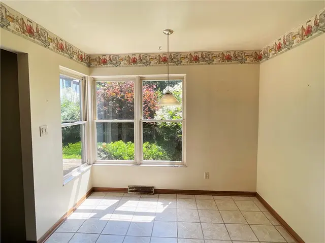 103 TIMBER LANE COURT gallery image 5