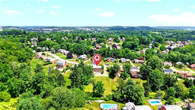 1033 Balmoral Dr gallery image 46