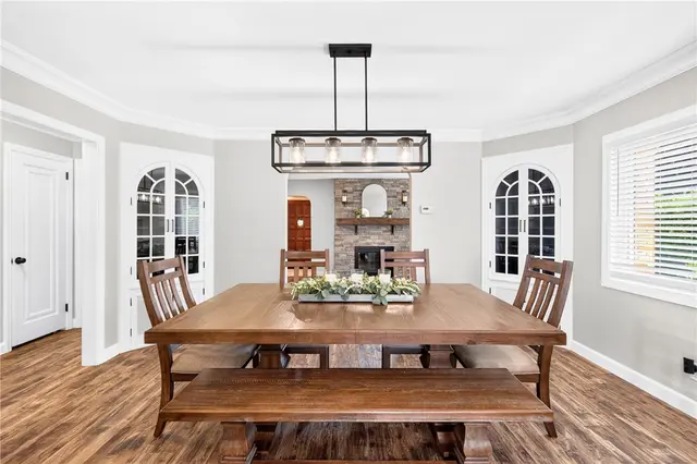 1037 Grandview Ave gallery image 9