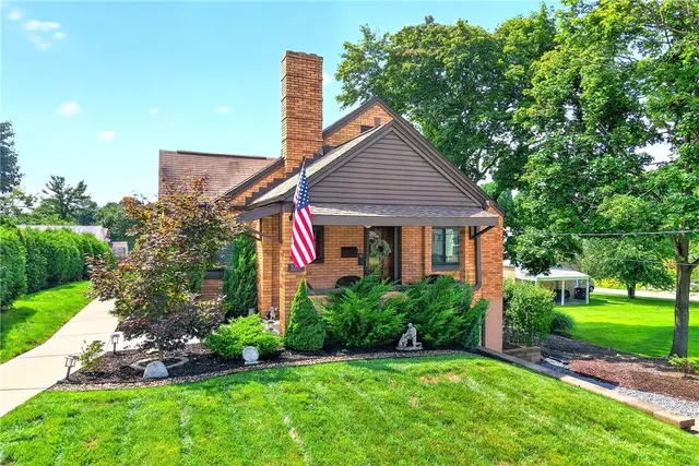 1037 Grandview Ave gallery image 18