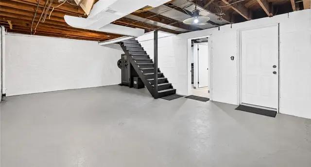 1037 Grandview Ave gallery image 42