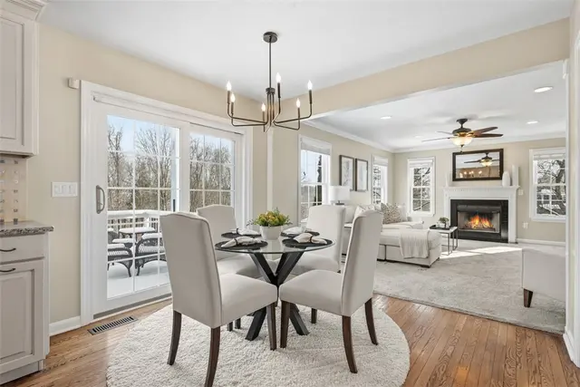1039 South Lake Drive gallery image 10