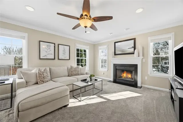1039 South Lake Drive gallery image 11