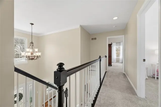 1039 South Lake Drive gallery image 14