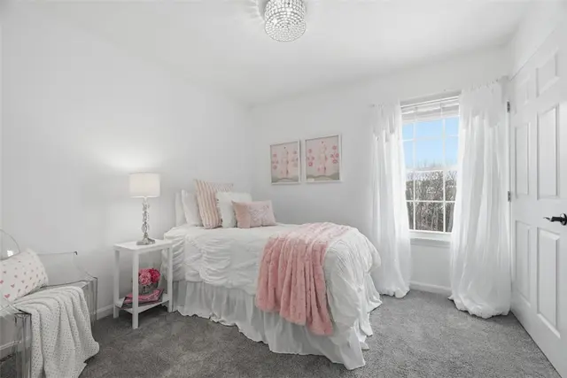 1039 South Lake Drive gallery image 18